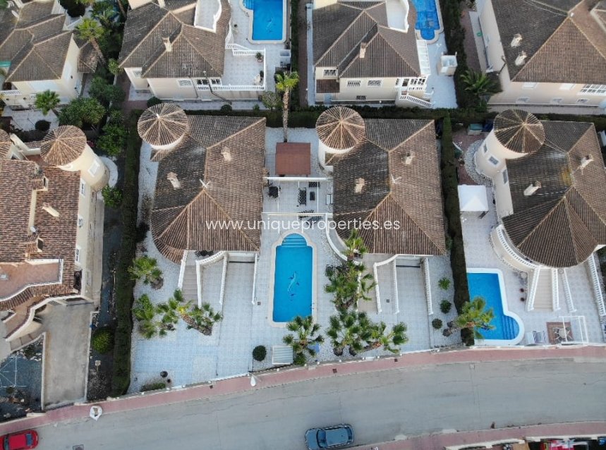 Resale - Villa -
Orihuela - Benferri