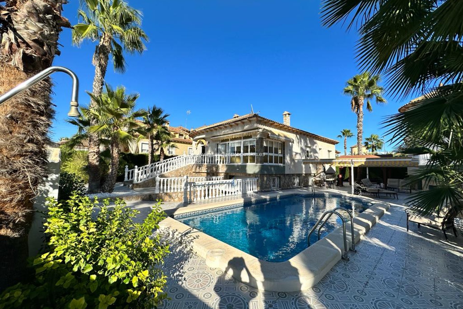 Resale - Villa -
Orihuela - Benferri