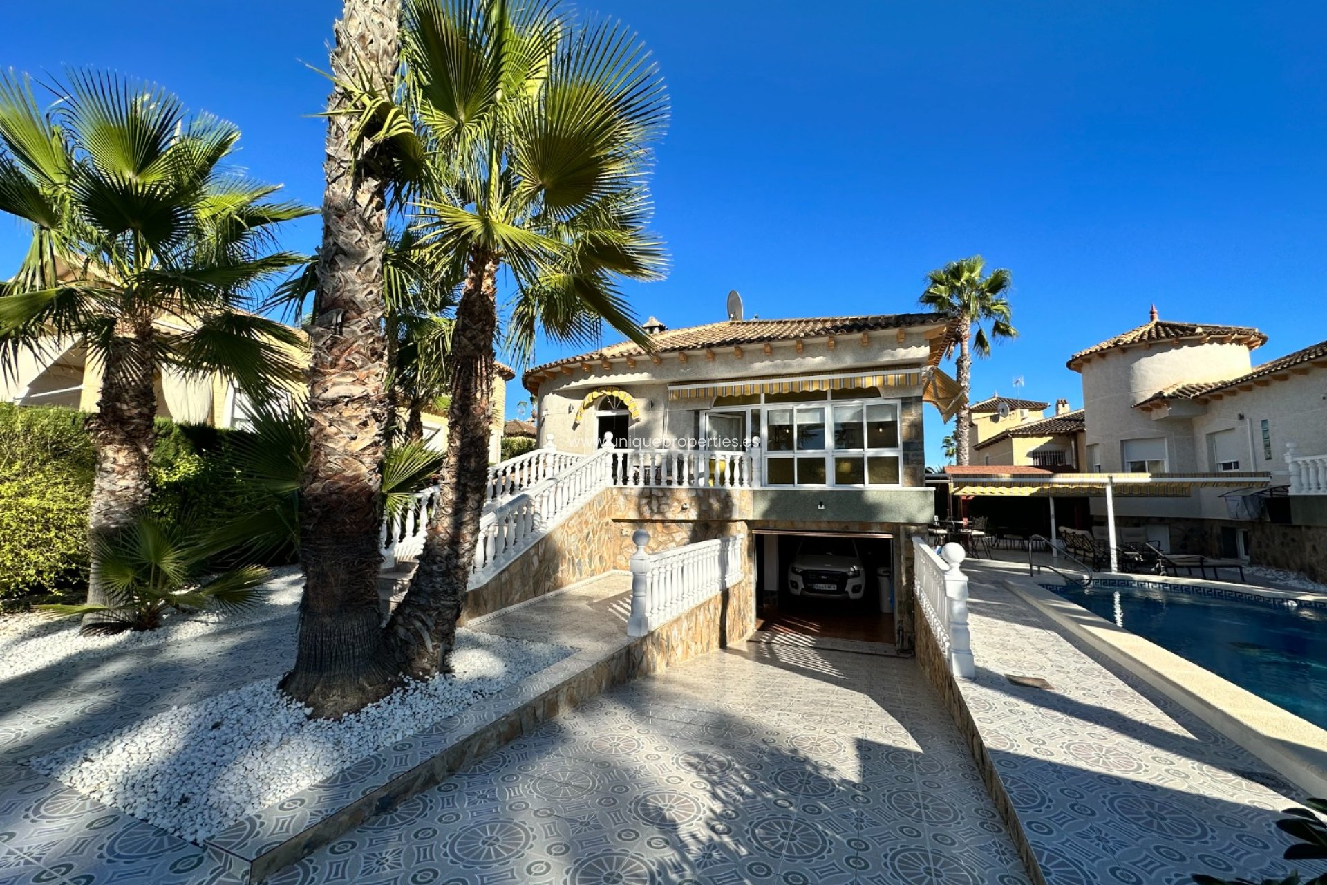 Resale - Villa -
Orihuela - Benferri