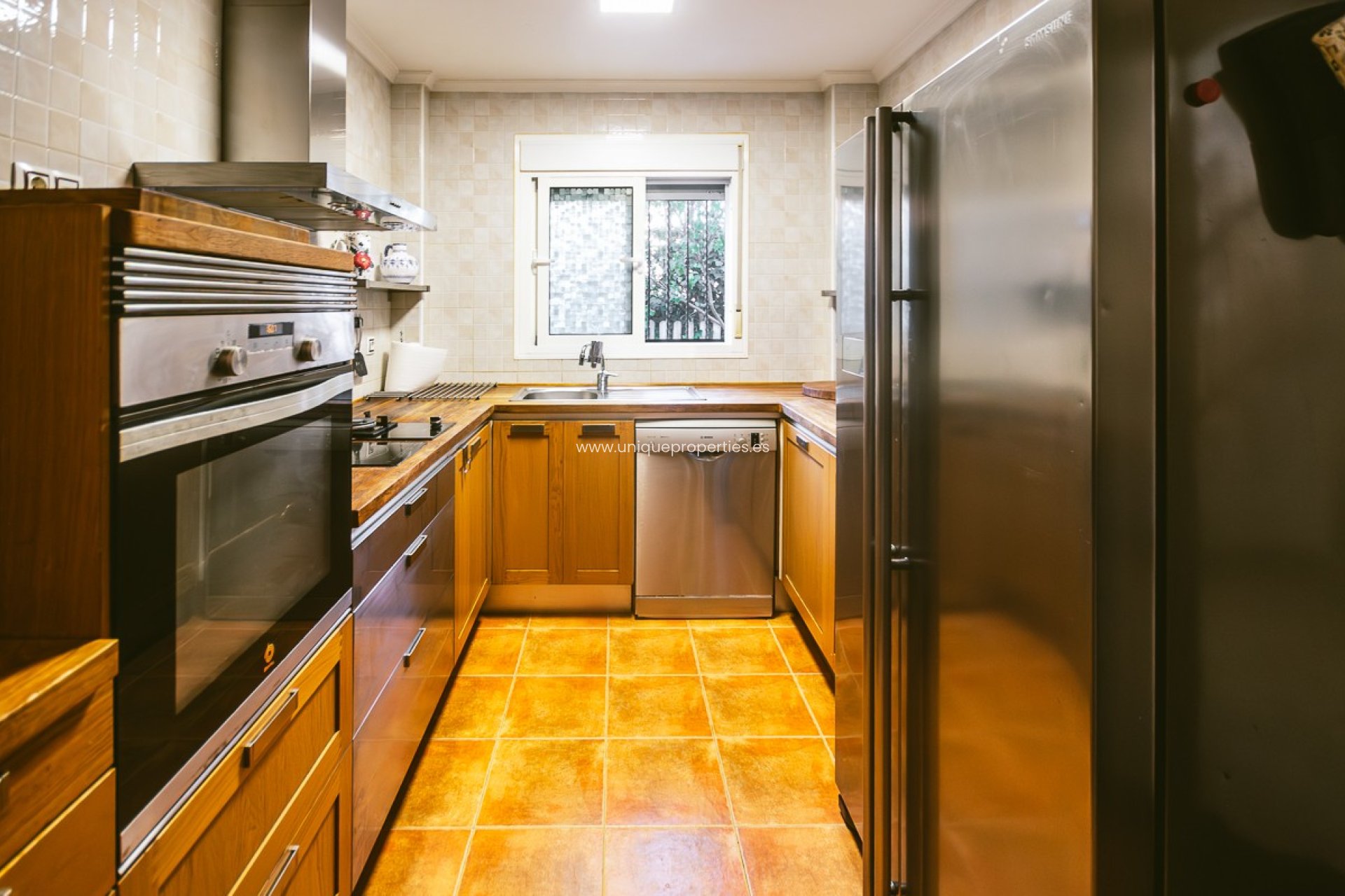 Resale - Villa -
Orihuela - Benferri