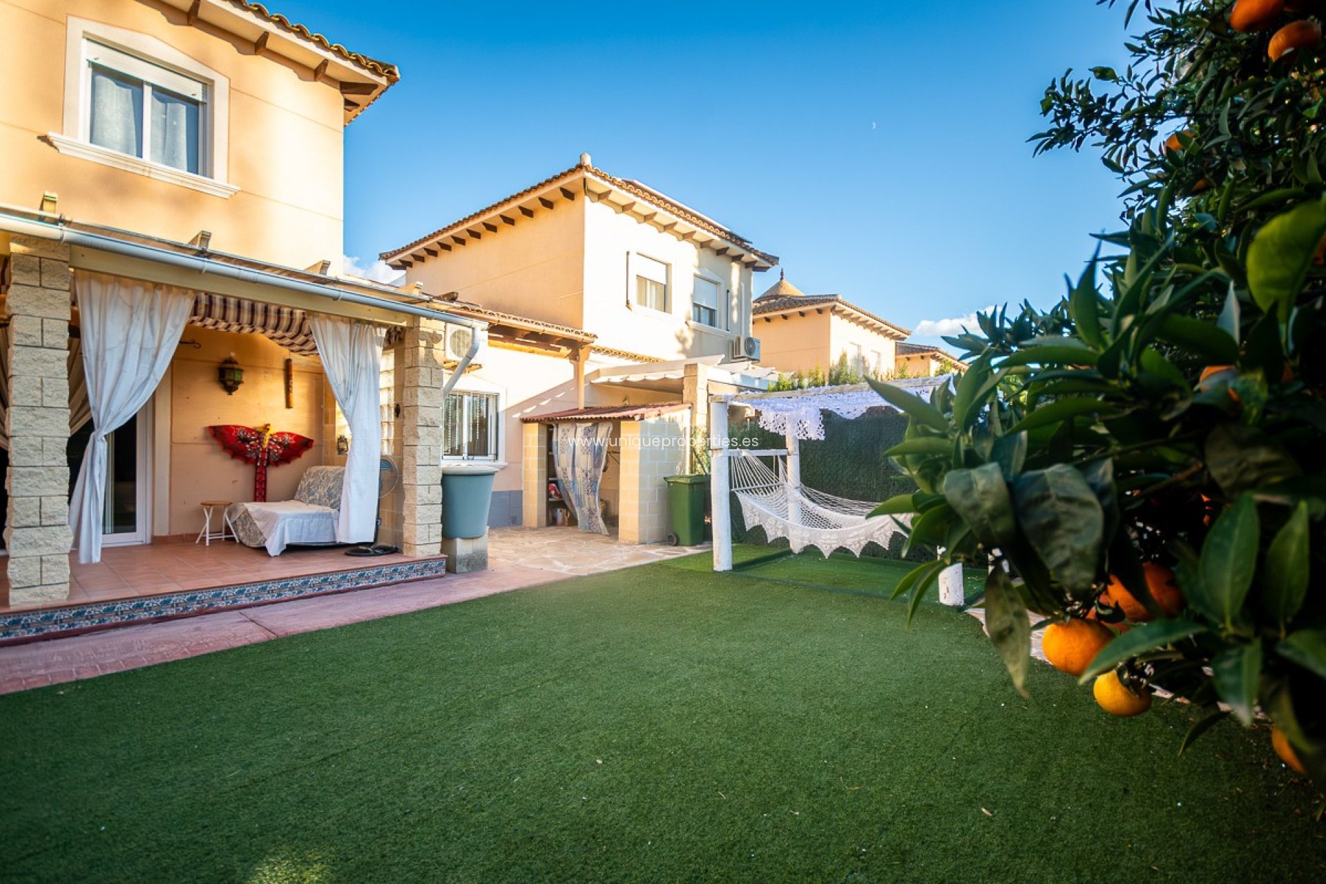 Resale - Villa -
Orihuela - Benferri