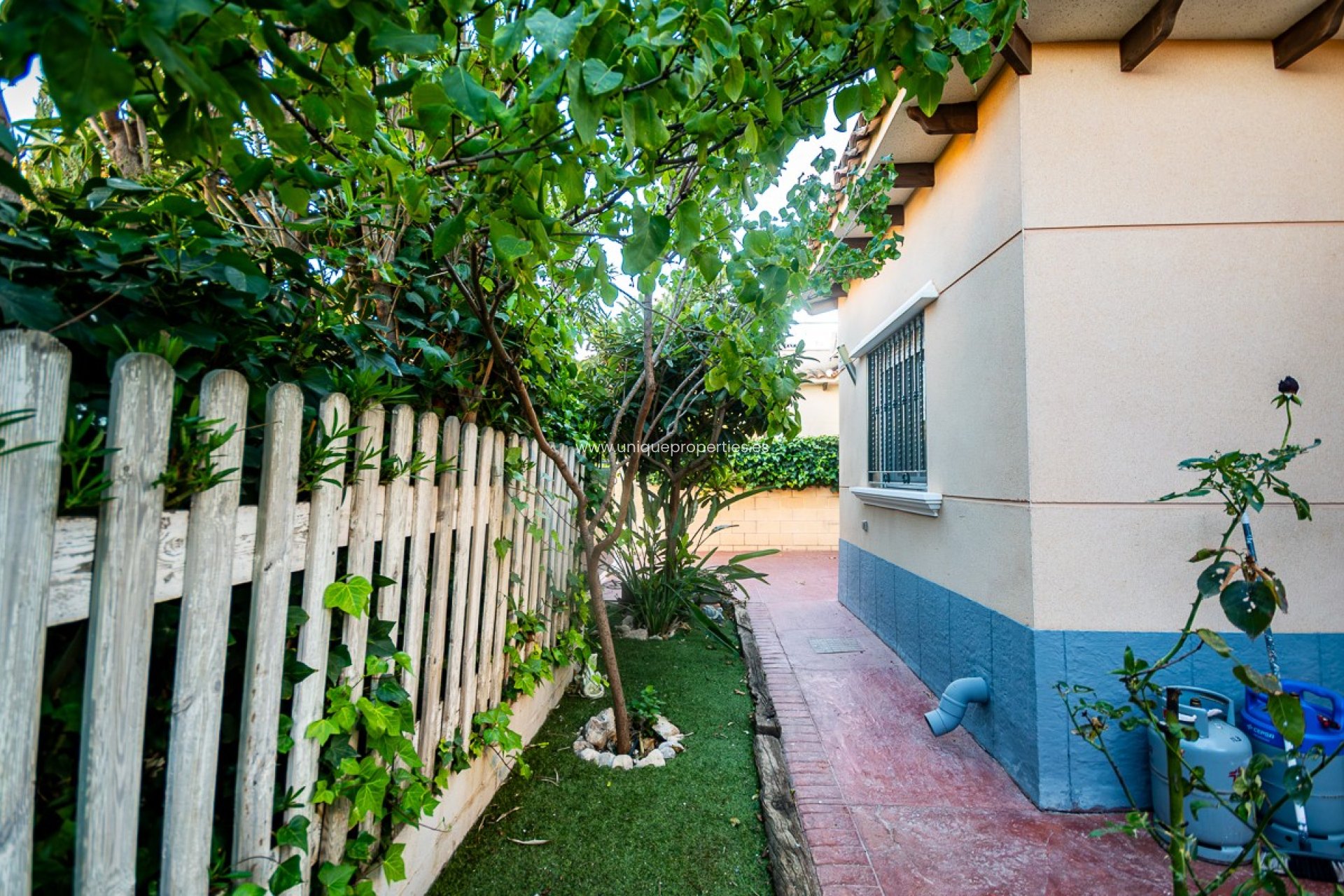 Resale - Villa -
Orihuela - Benferri