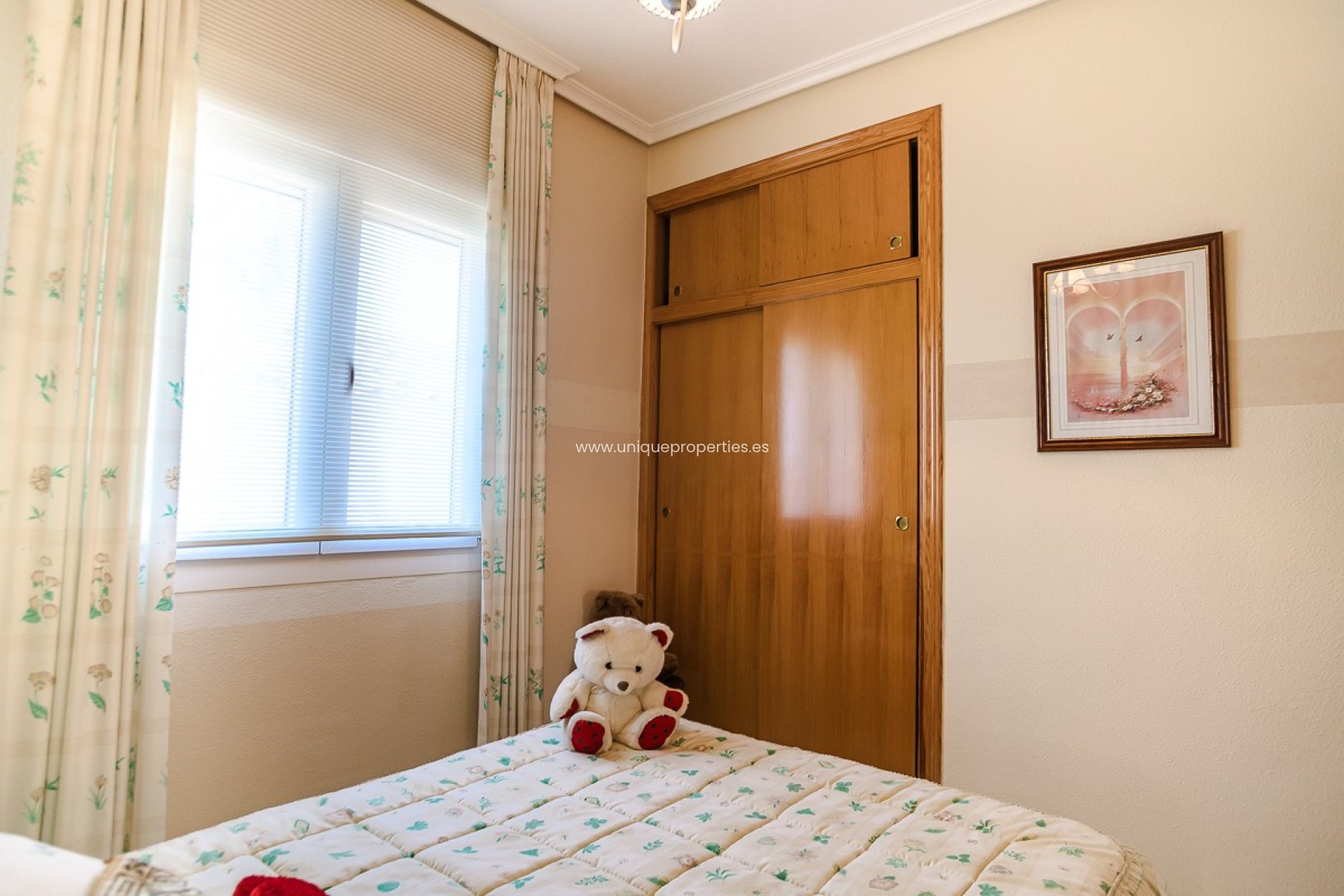 Resale - Villa -
Orihuela Costa - Los Altos