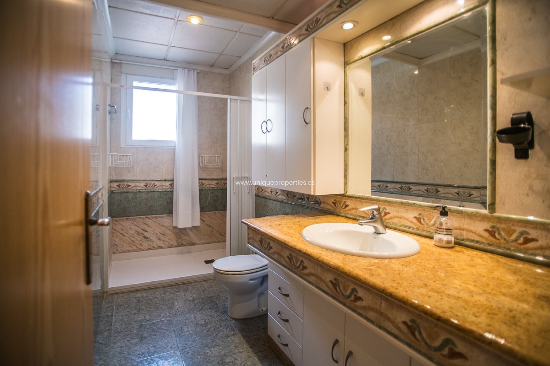 Resale - Villa -
Orihuela - La Matanza