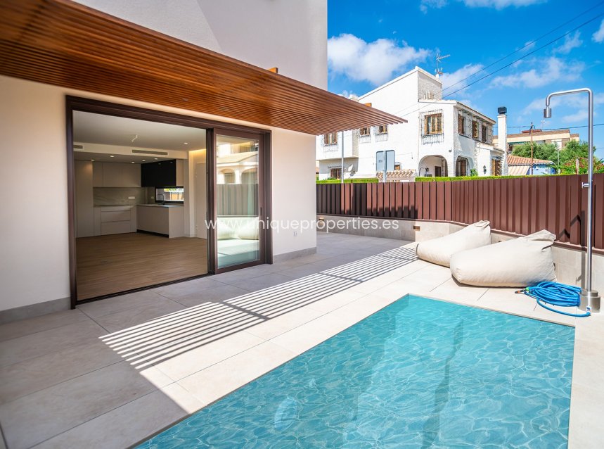 Resale - Villa -
San Javier - Santiago de la Ribera