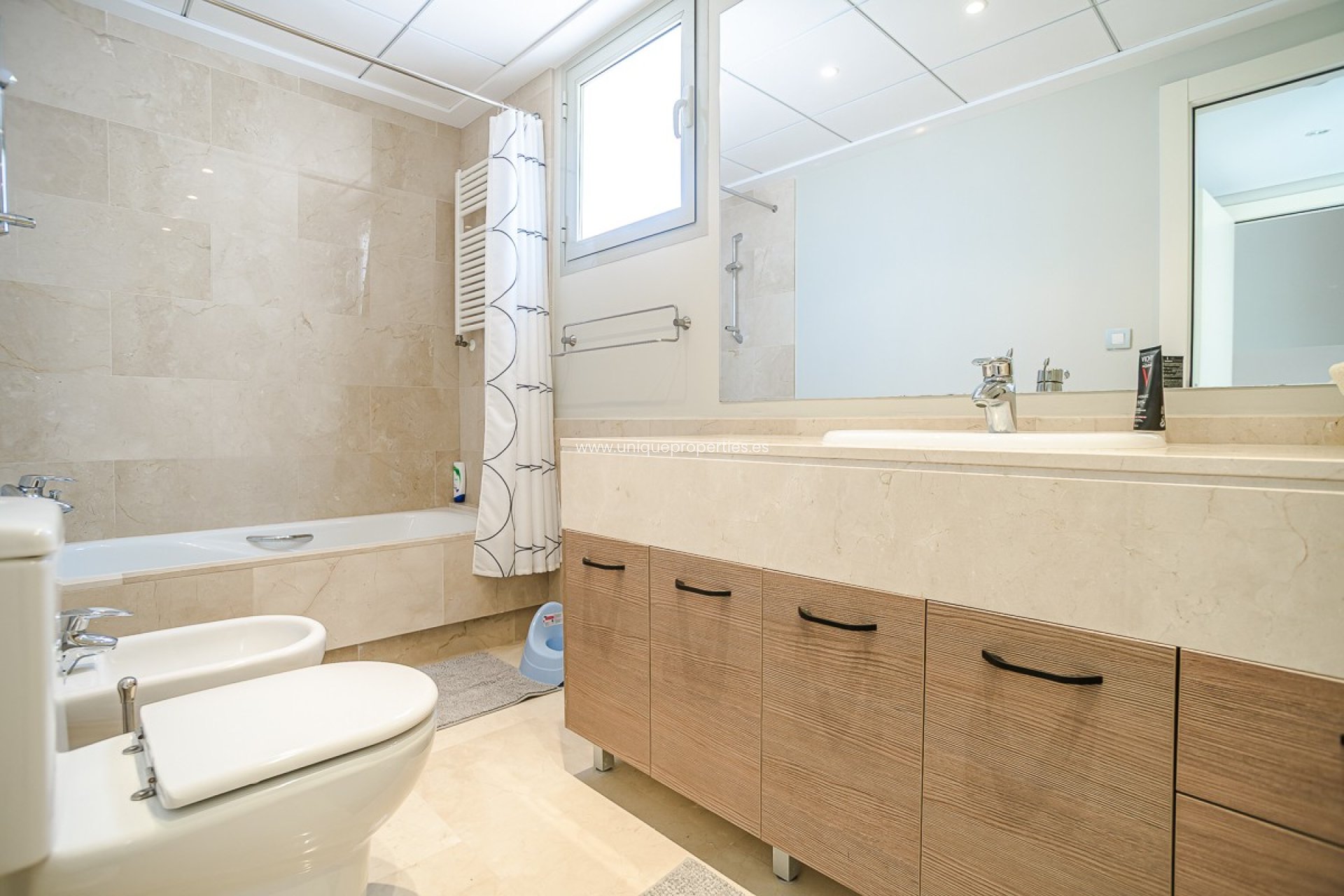 Resale - Villa -
San Miguel de Salinas - Las Colinas Golf