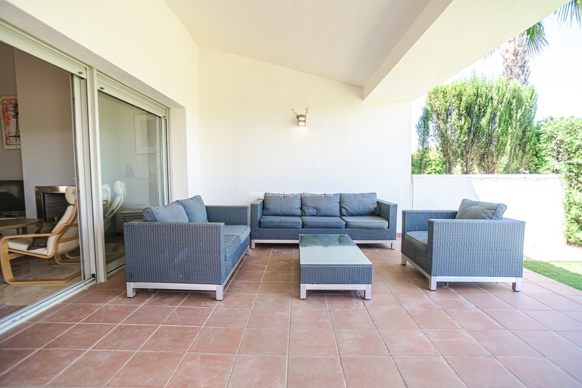 Resale - Villa -
San Miguel de Salinas - Las Colinas Golf