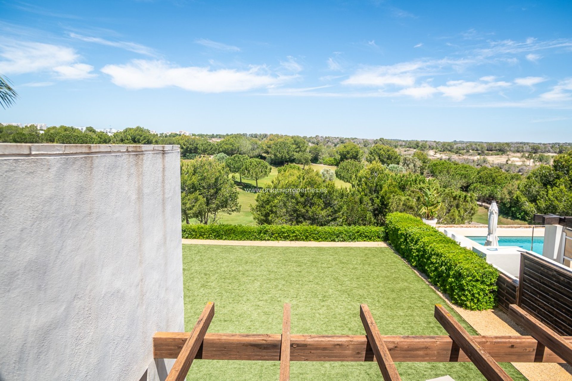 Resale - Villa -
San Miguel de Salinas - Las Colinas Golf