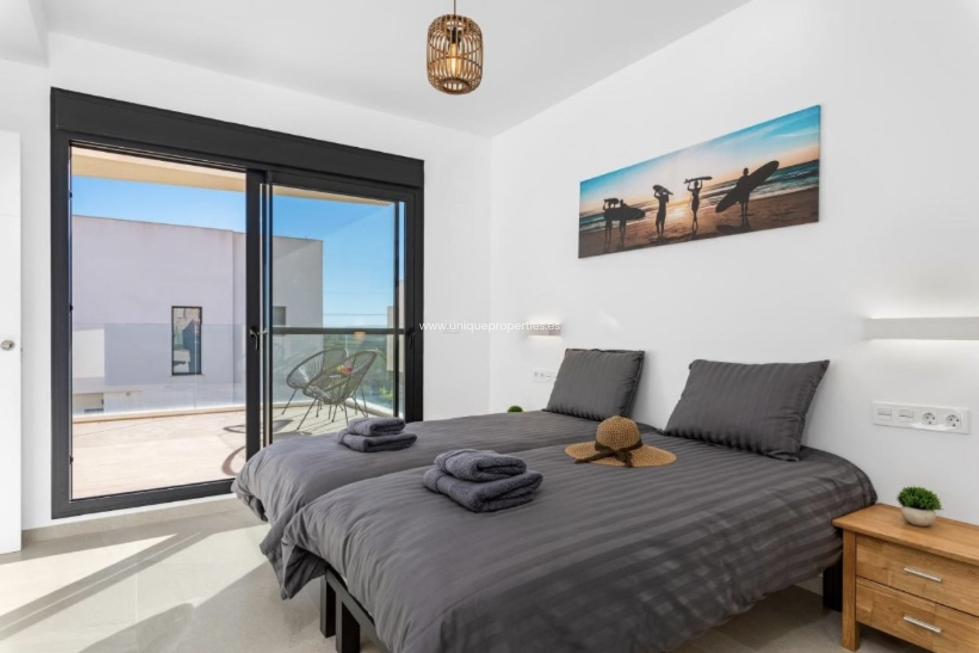 Resale - Villa -
San Miguel de Salinas - Orihuela Costa