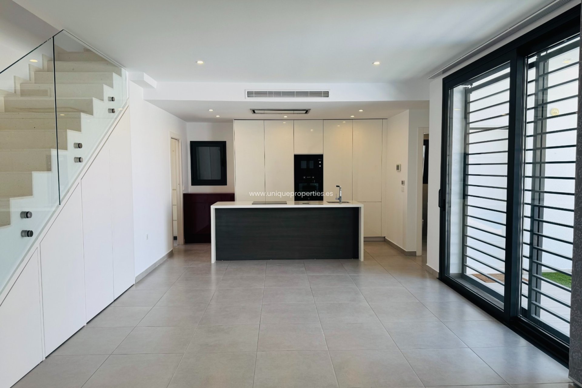 Resale - Villa -
San Pedro del Pinatar - Lo pagan