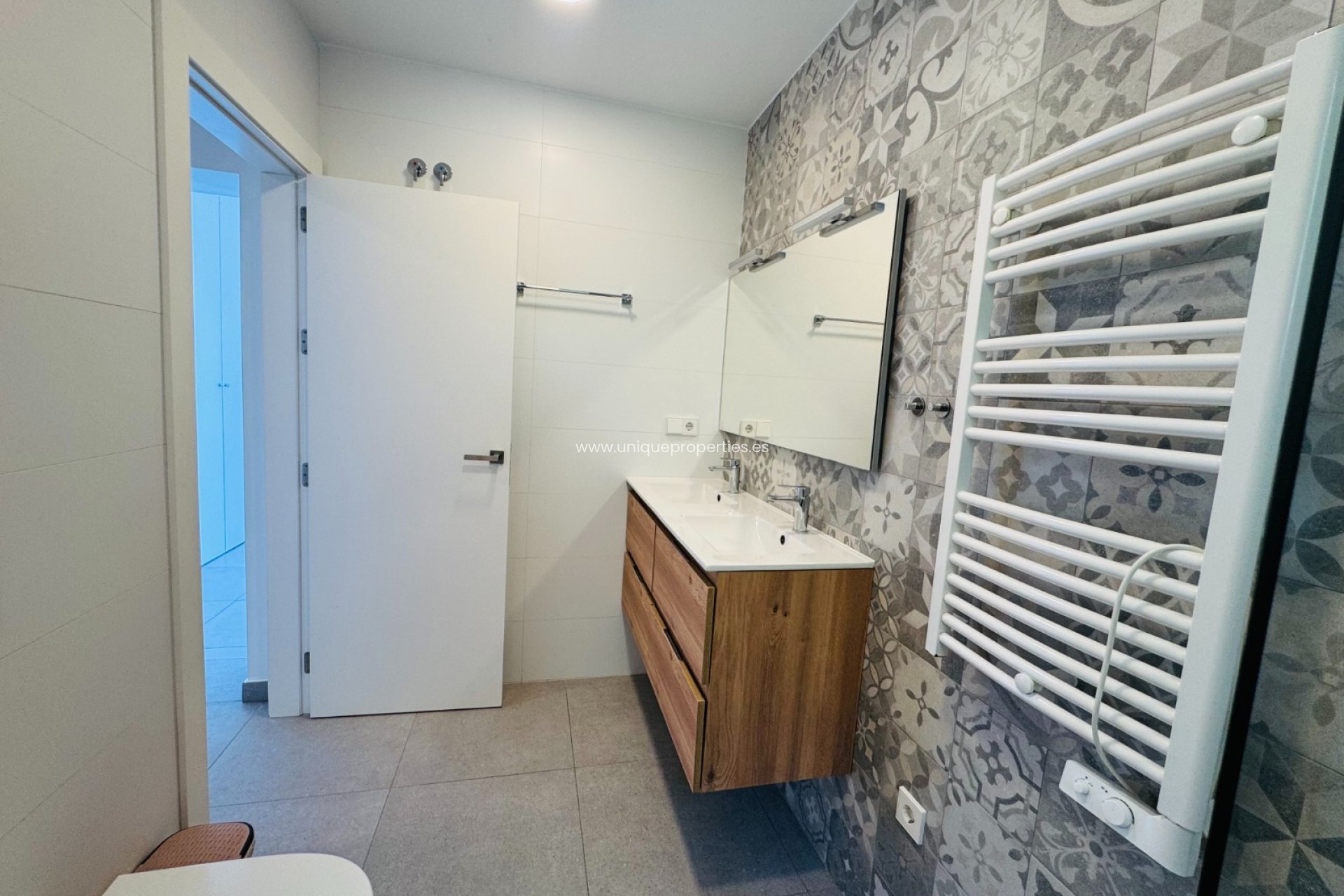 Resale - Villa -
San Pedro del Pinatar - Lo pagan