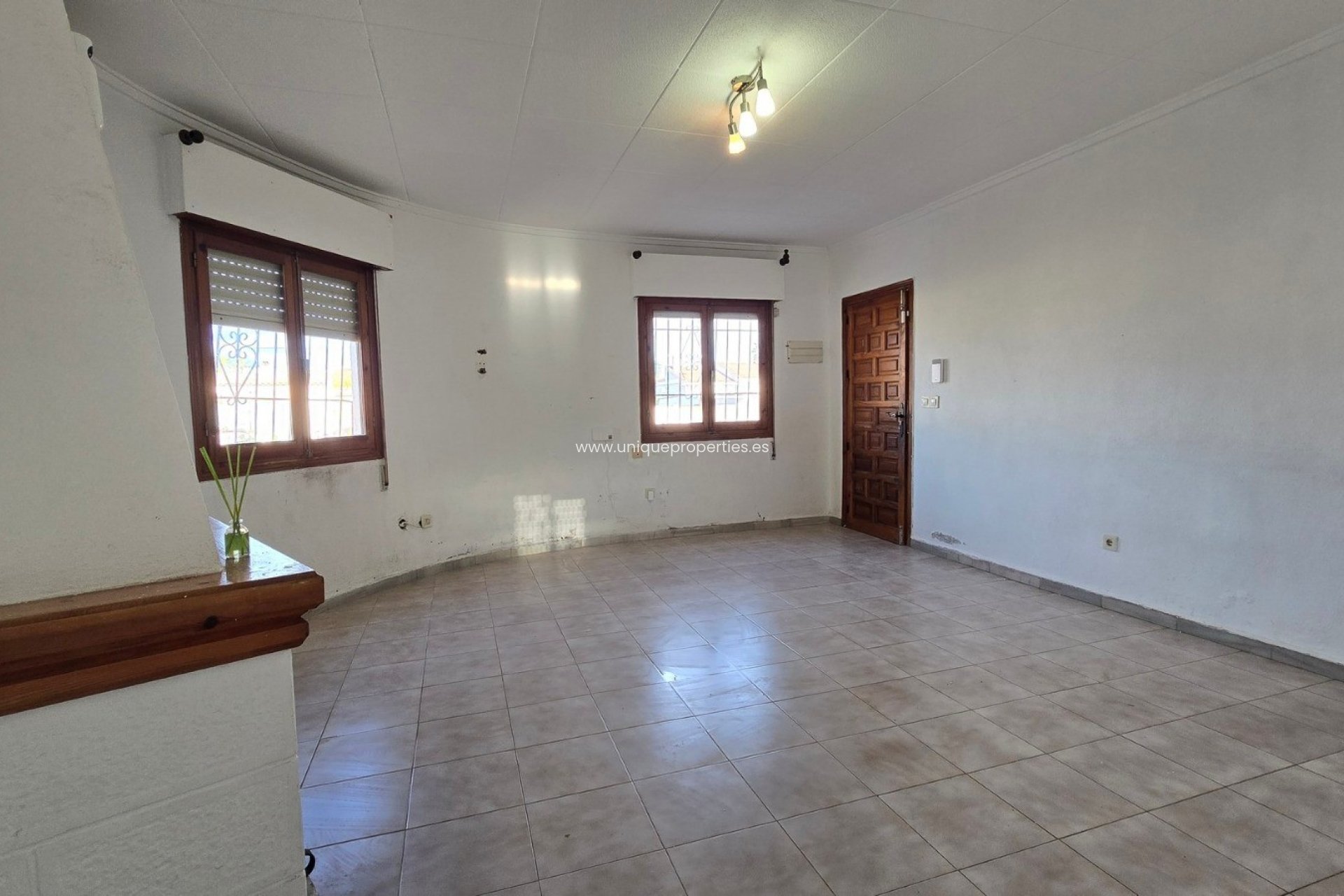 Resale - Villa -
Torrevieja - El Chaparal