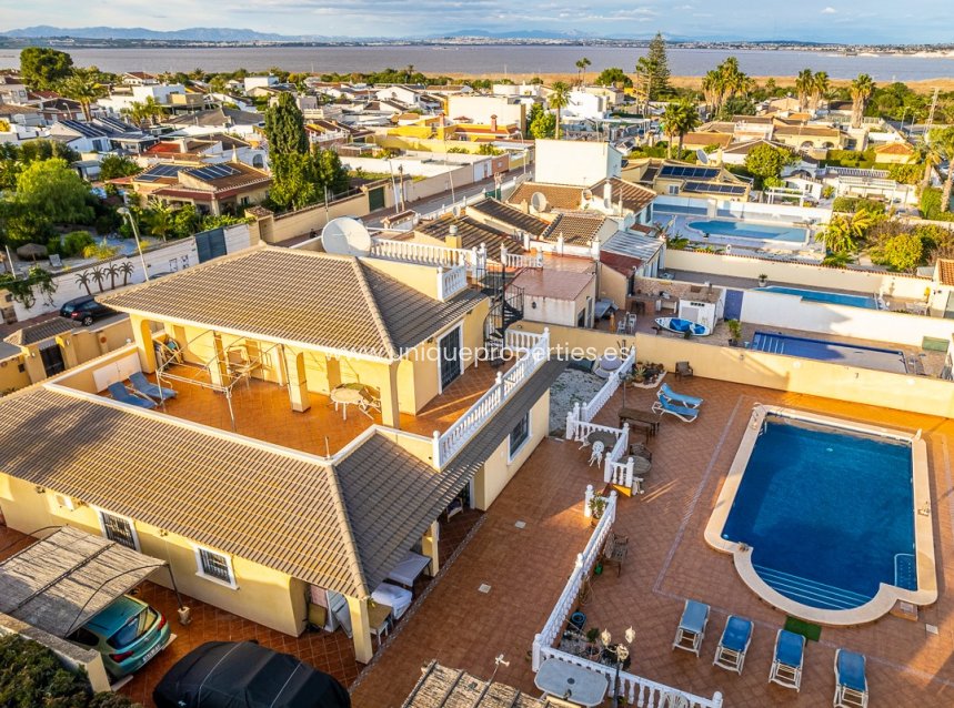 Resale - Villa -
Torrevieja - LOS BALCONES - LOS ALTOS