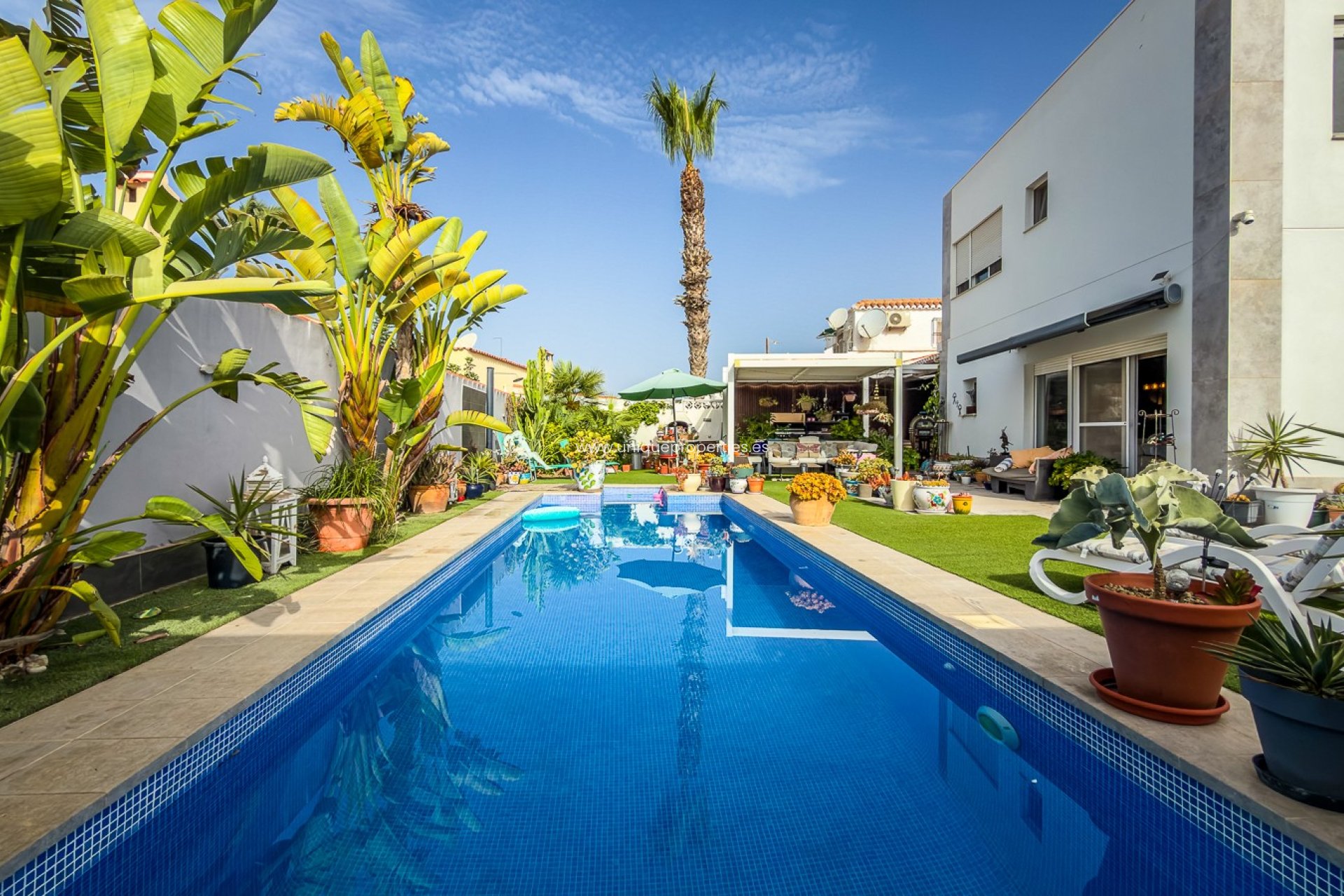 Resale - Villa -
Torrevieja - Torreta - Florida