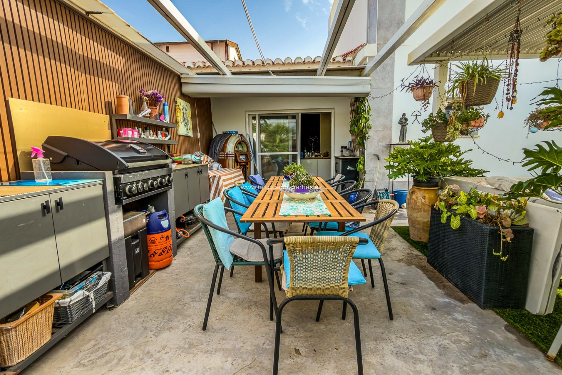 Resale - Villa -
Torrevieja - Torreta - Florida