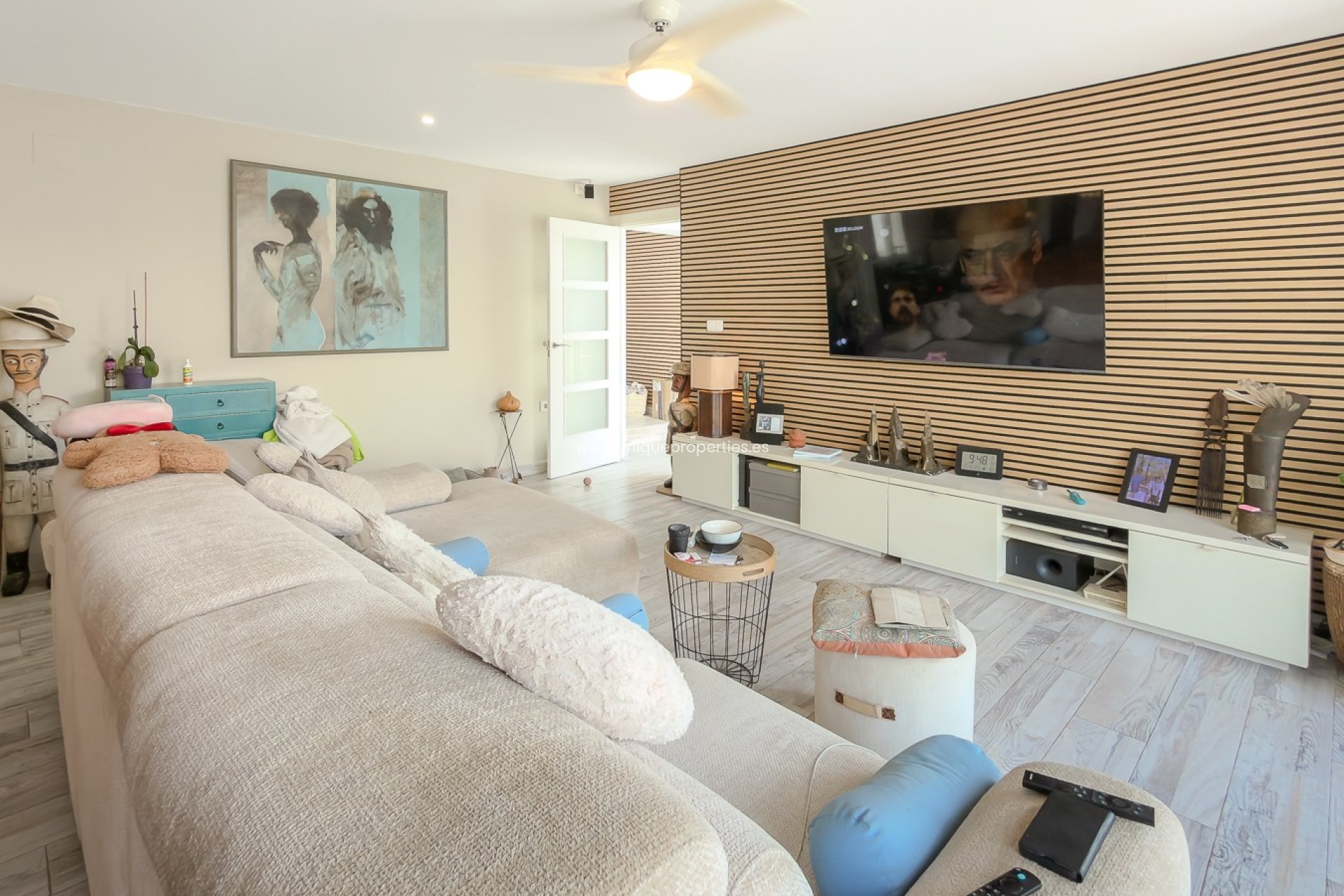 Resale - Villa -
Torrevieja - Torreta - Florida