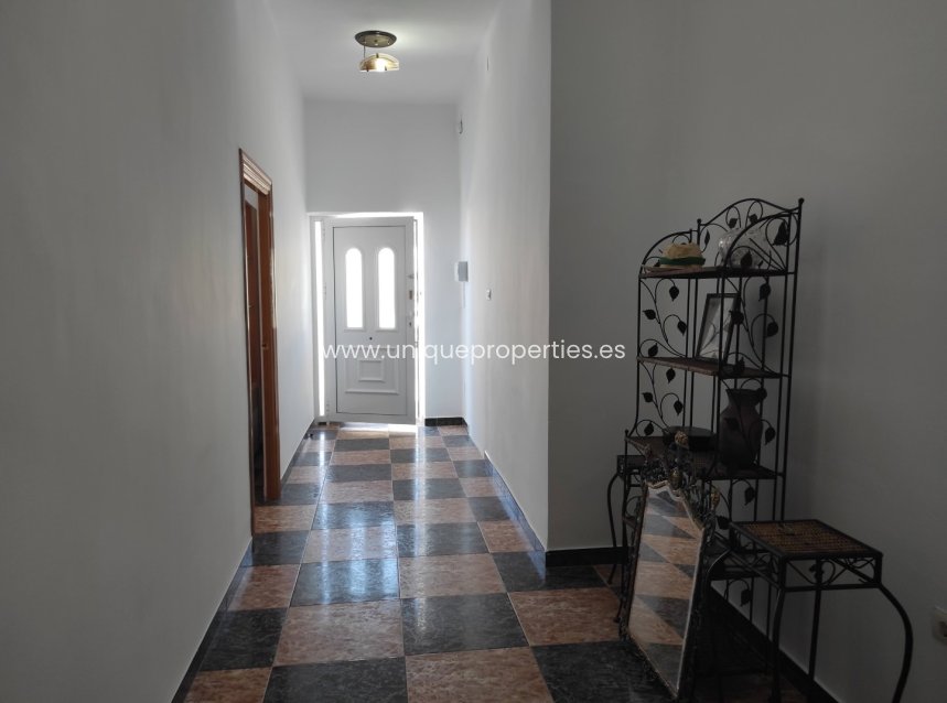 Resale - Village House -
Almanzora