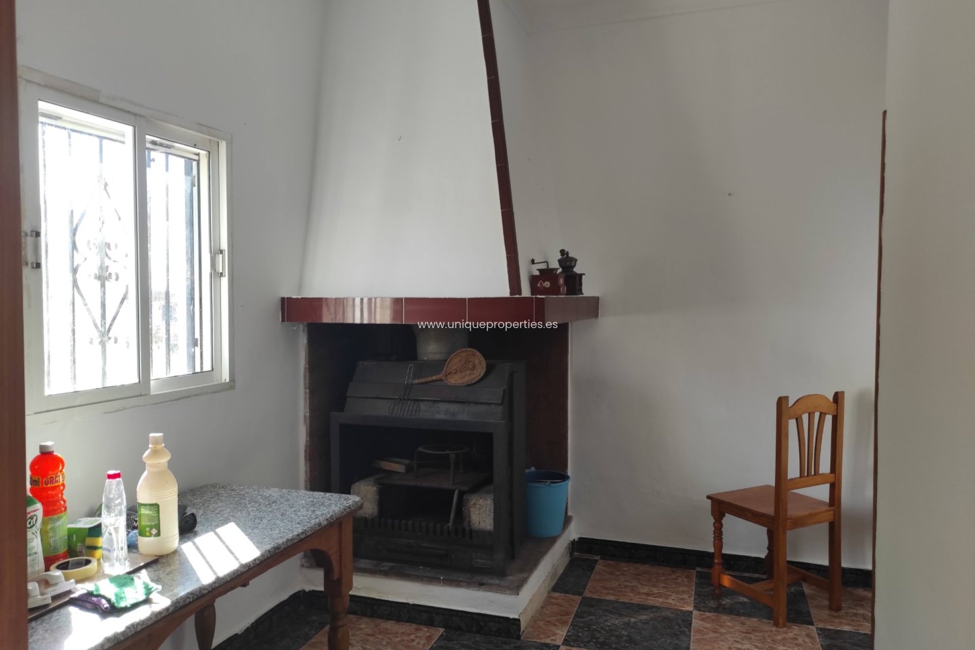 Resale - Village House -
Almanzora