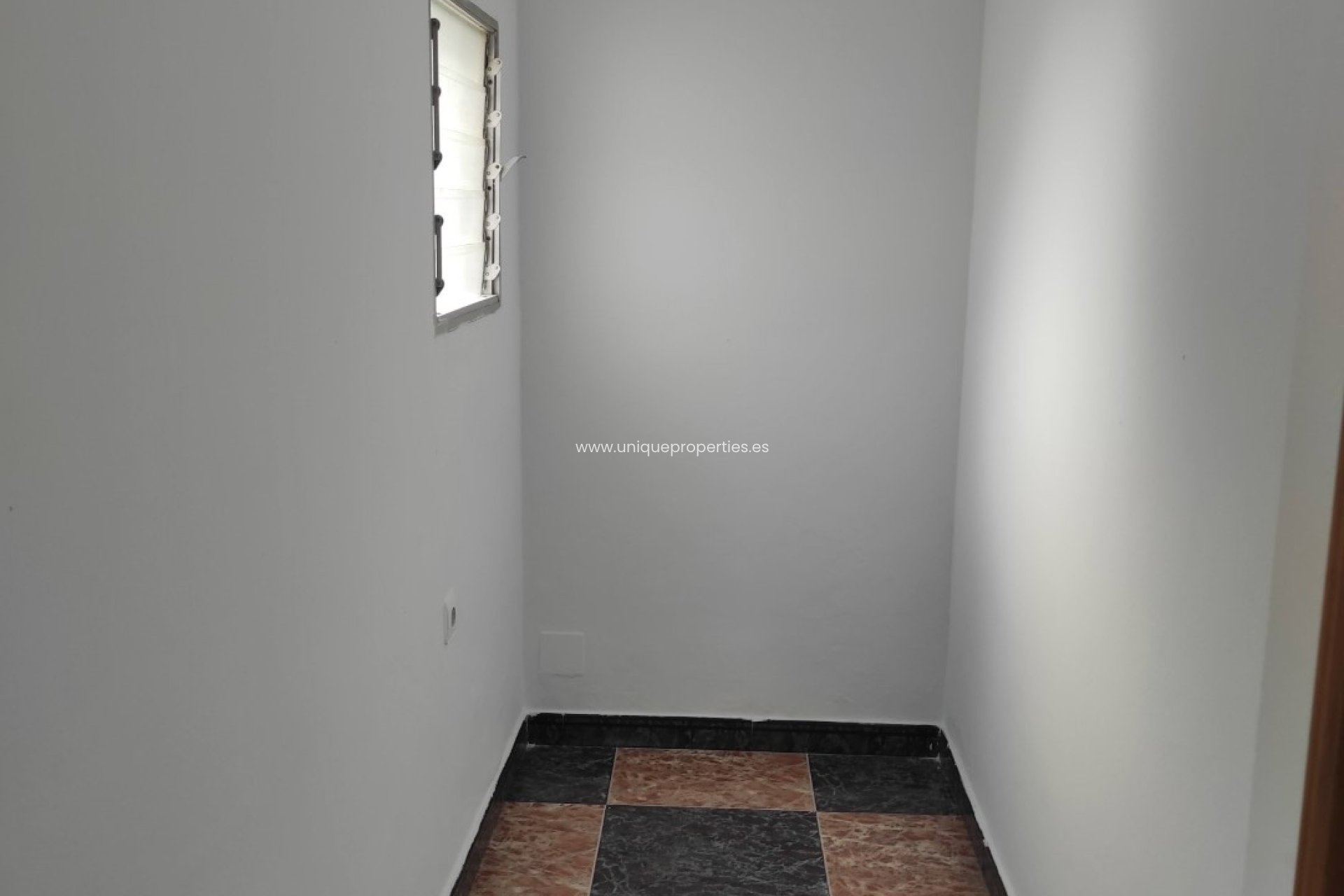 Resale - Village House -
Almanzora
