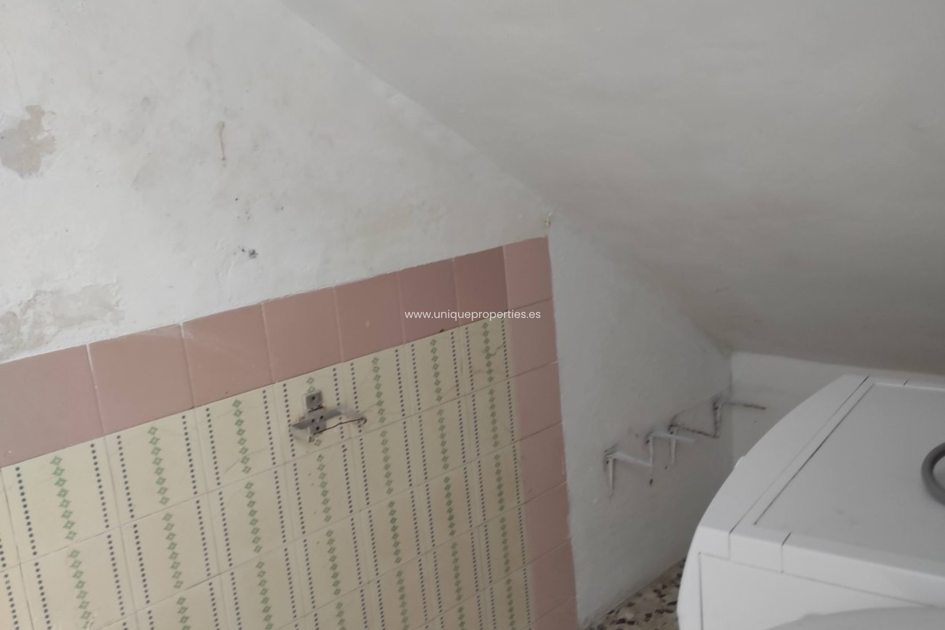Resale - Village House -
Almanzora