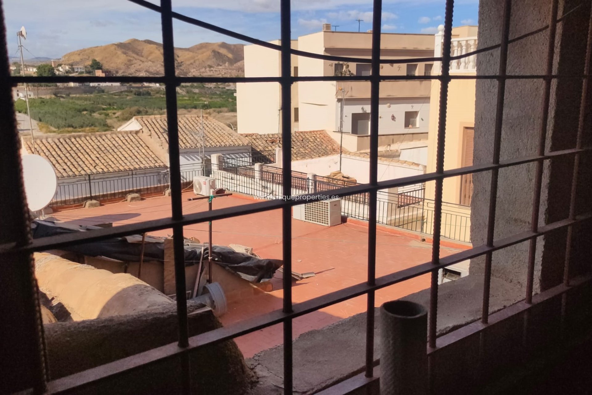 Resale - Village House -
Arboleas