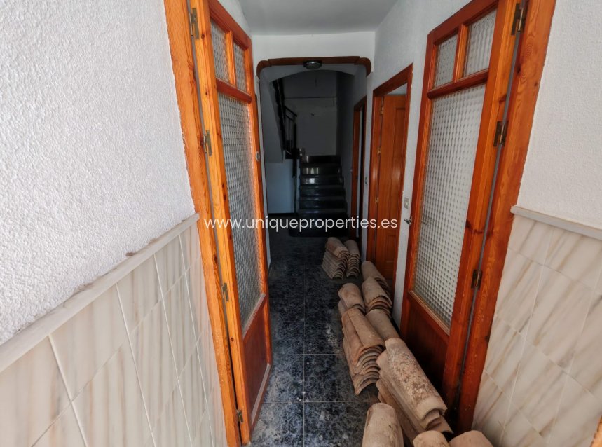Resale - Village House -
Caniles