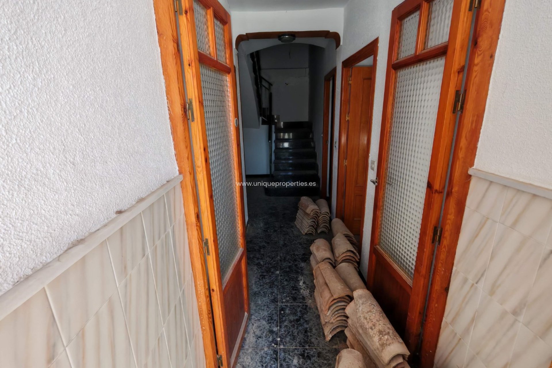Resale - Village House -
Caniles