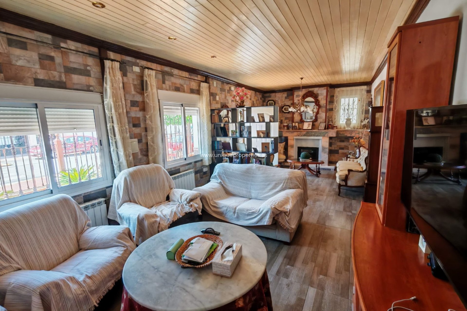 Resale - Village House -
Cantoria