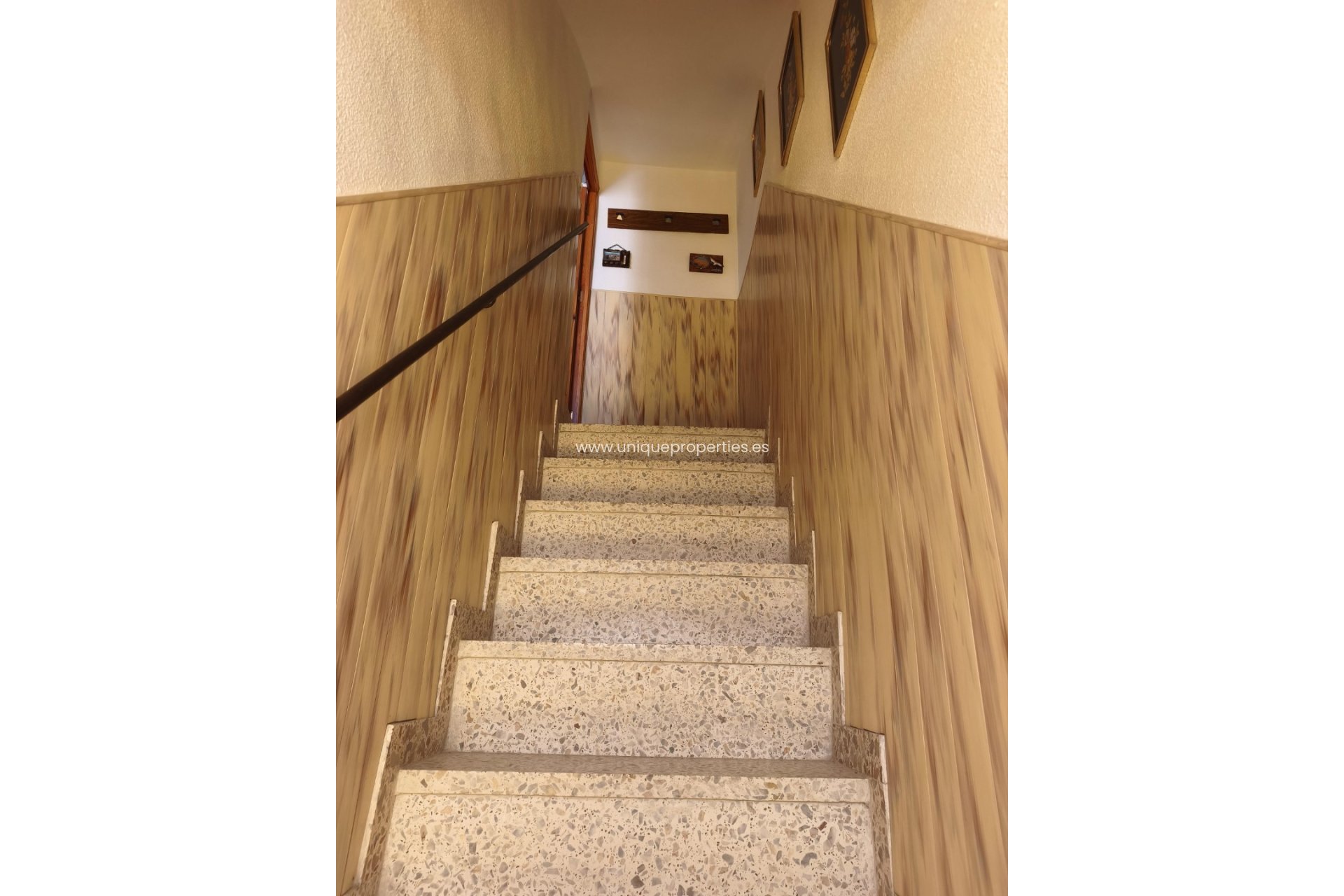 Resale - Village House -
Castril