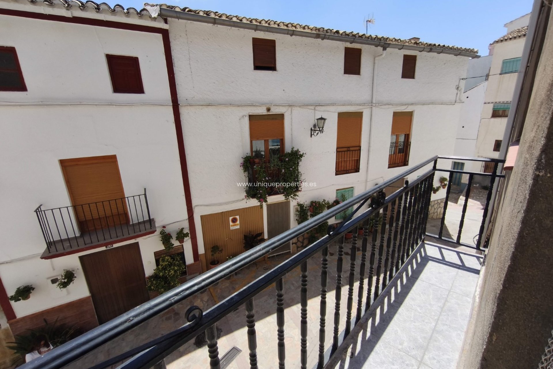 Resale - Village House -
Castril
