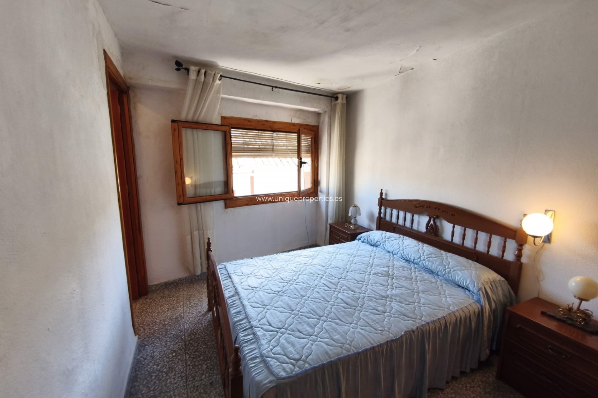 Resale - Village House -
Castril