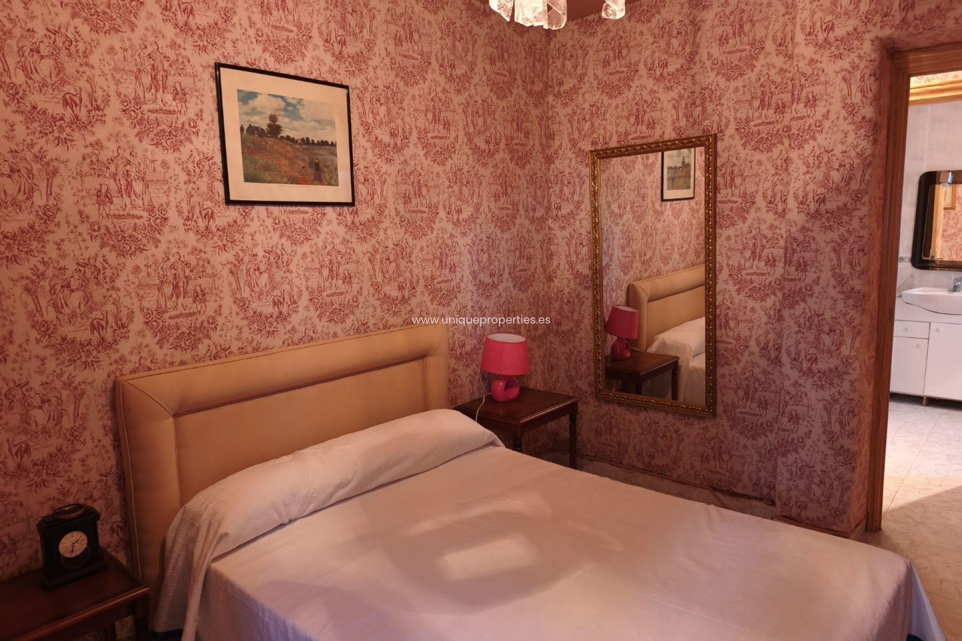 Resale - Village House -
Cela