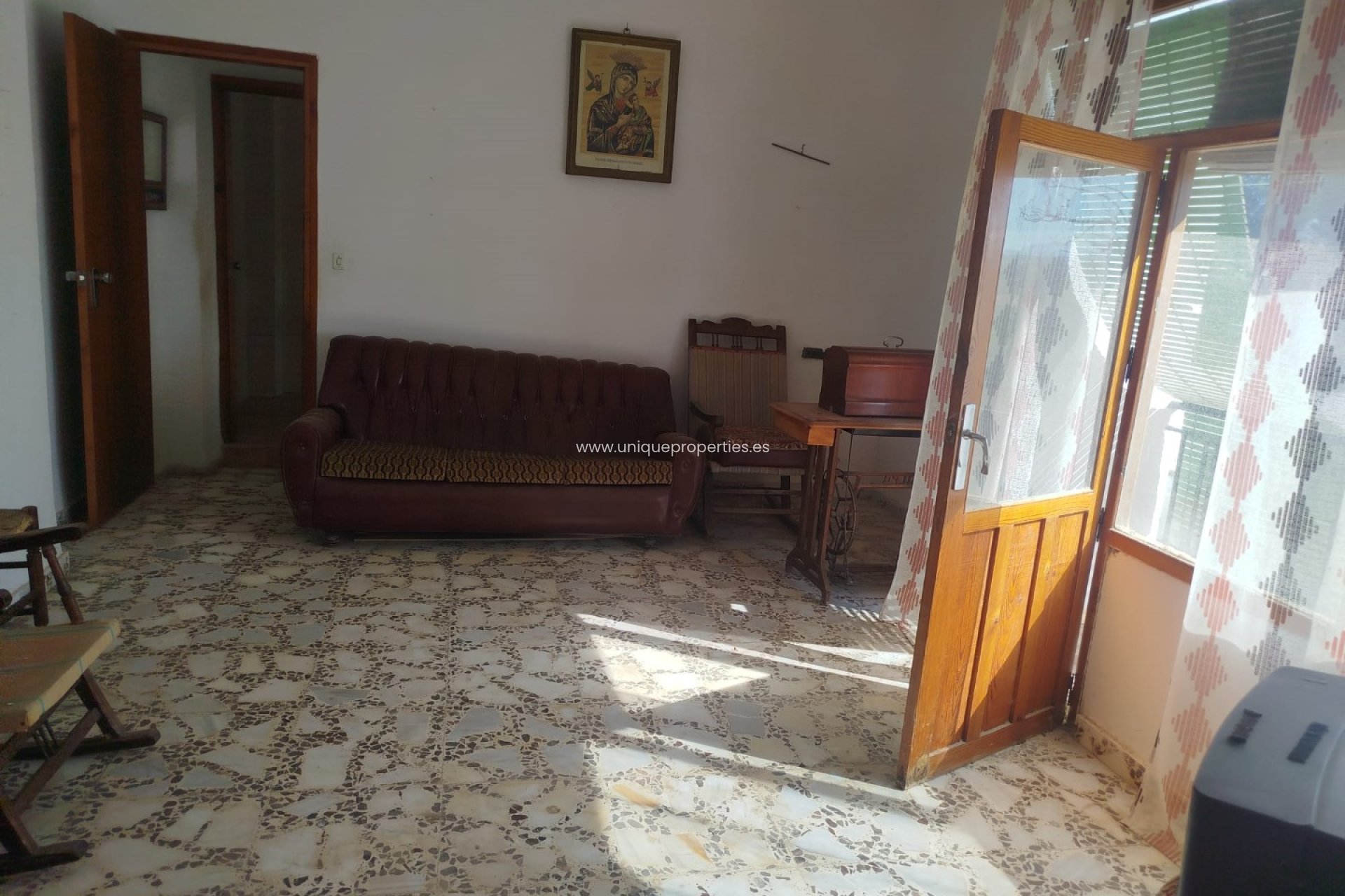Resale - Village House -
Cullar de Baza