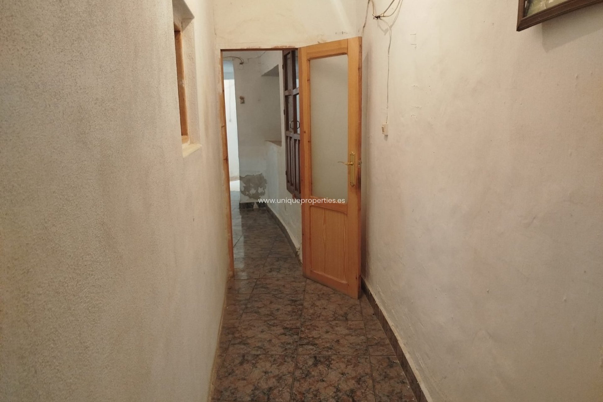 Resale - Village House -
Cullar de Baza