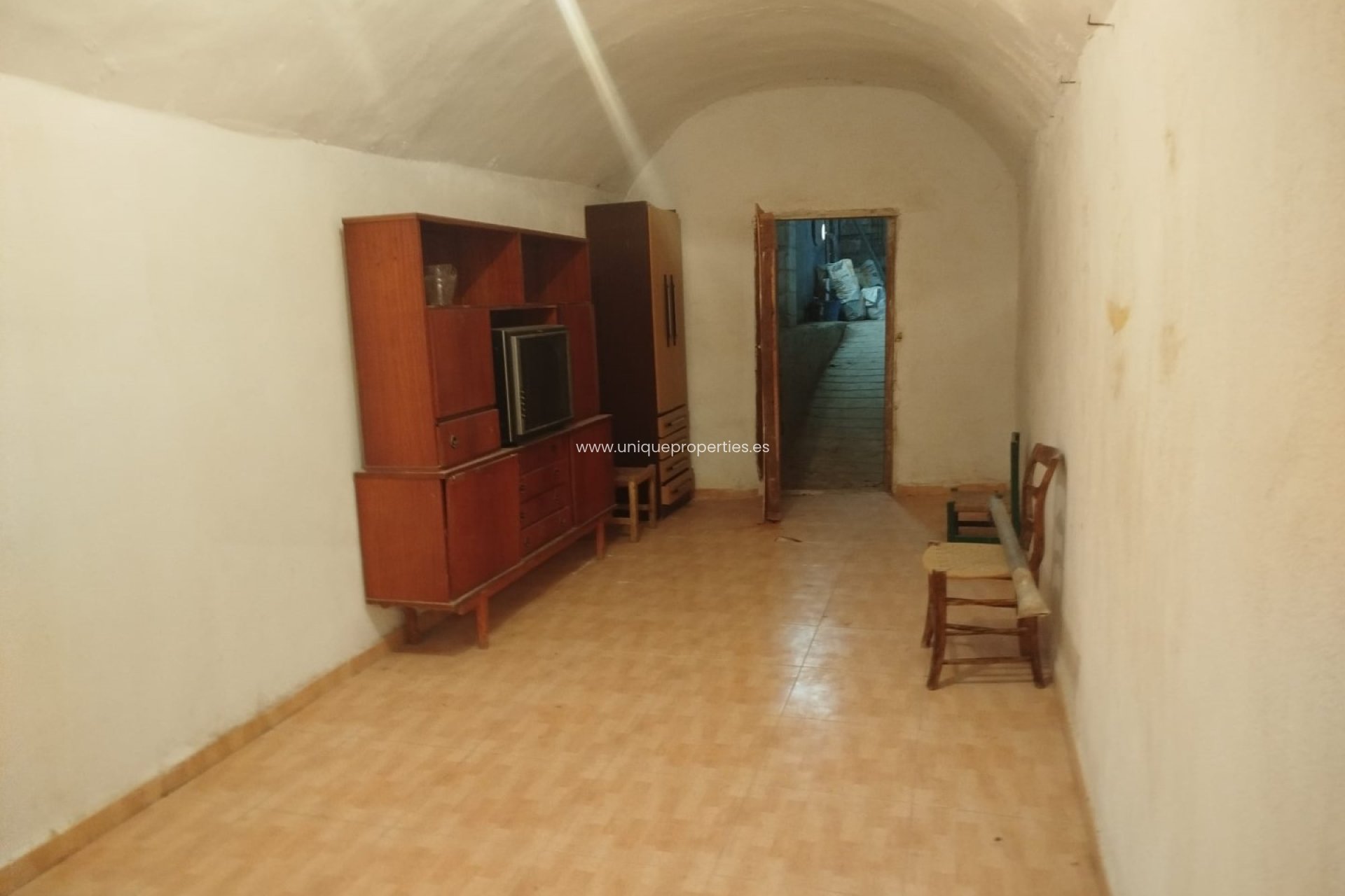 Resale - Village House -
Cullar de Baza