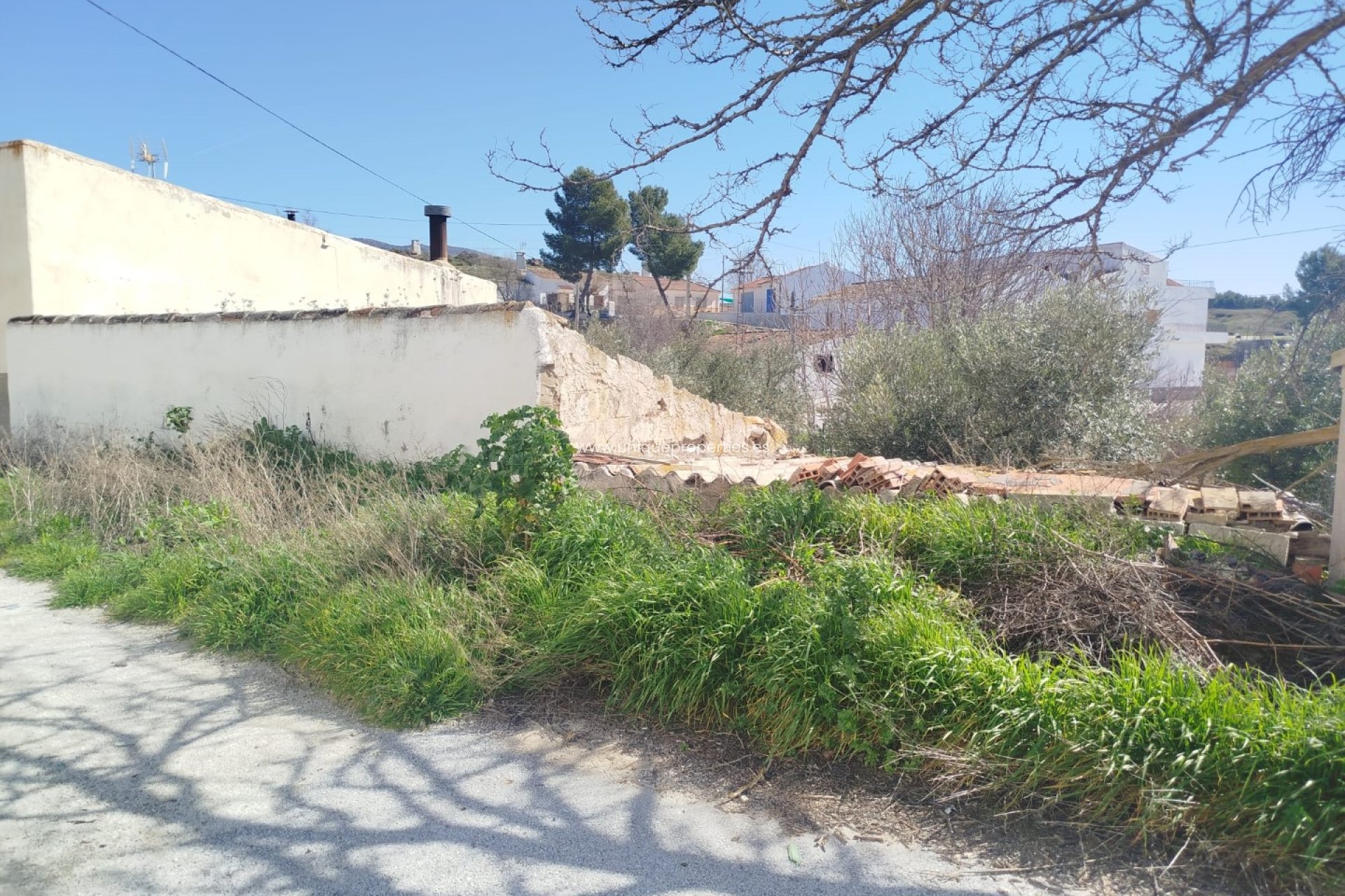Resale - Village House -
Cullar de Baza