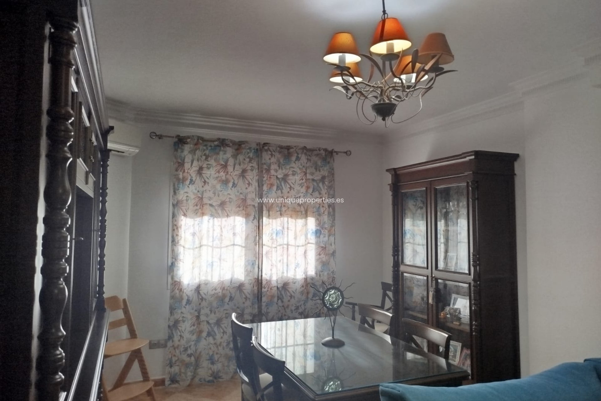 Resale - Village House -
Fines