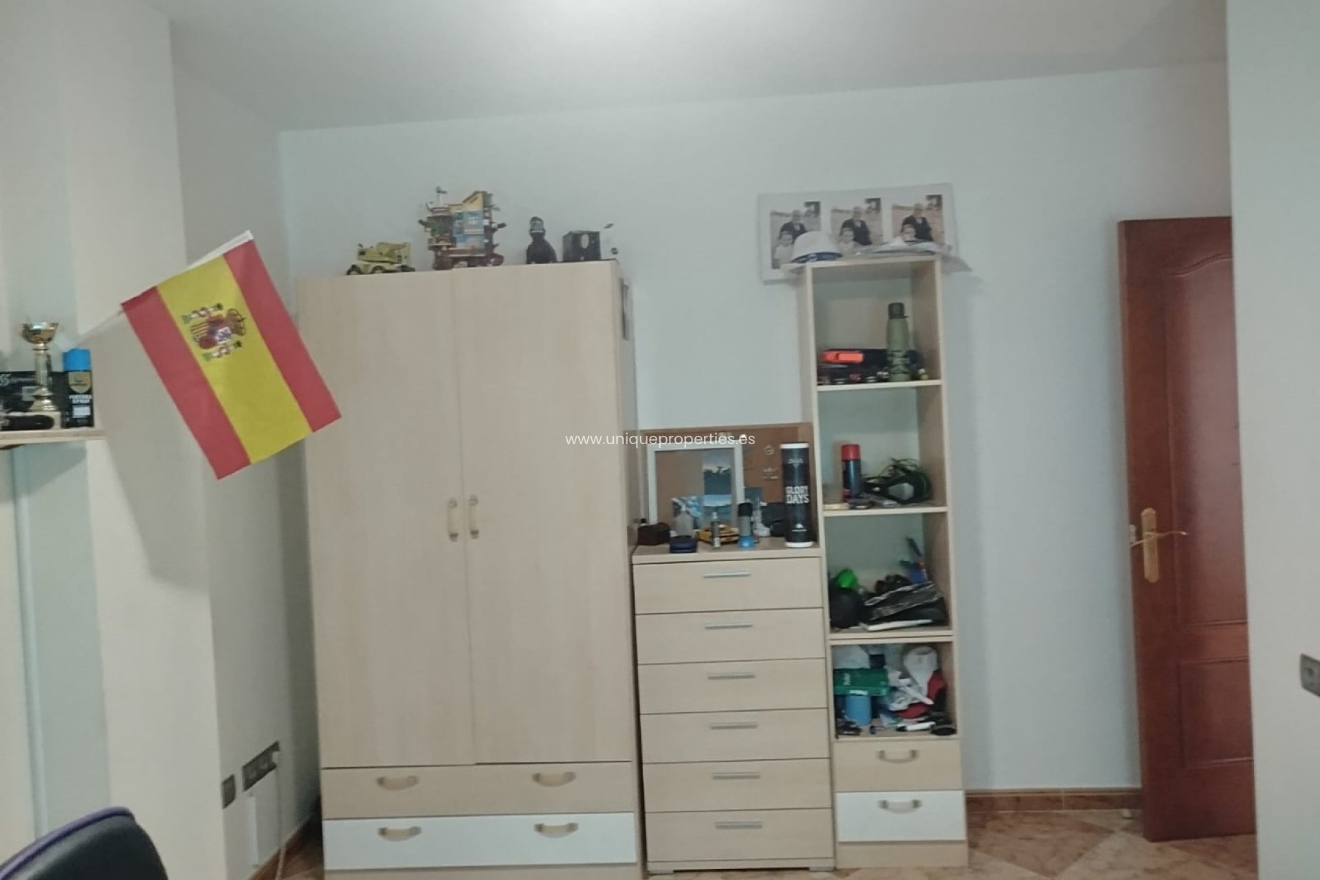 Resale - Village House -
Fines