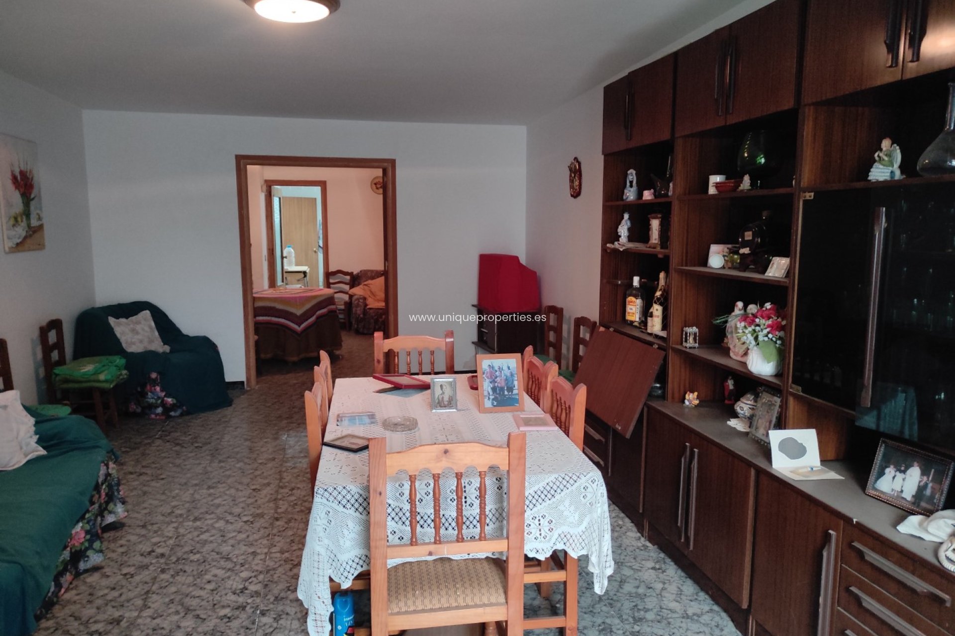 Resale - Village House -
Higueral