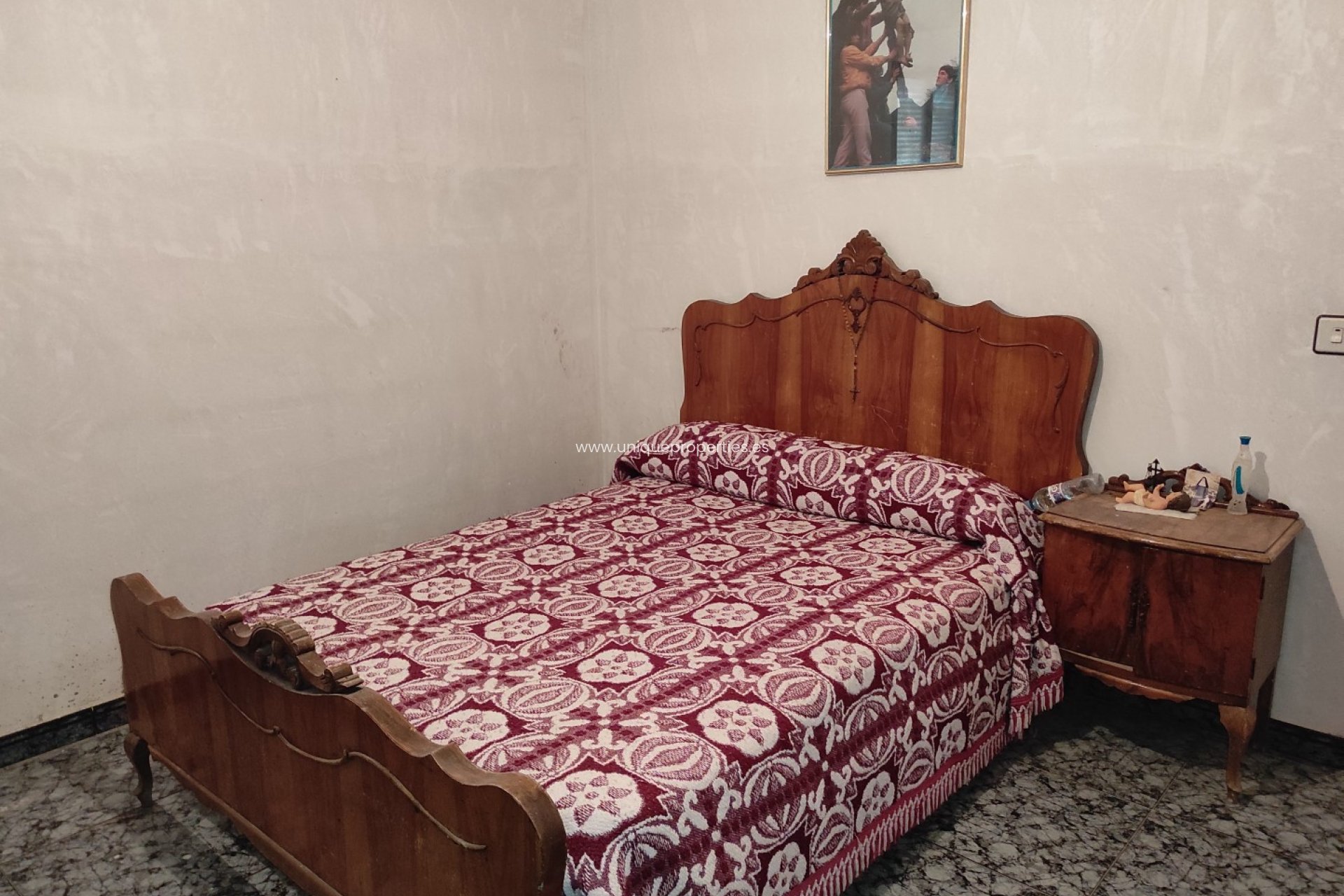 Resale - Village House -
Higueral
