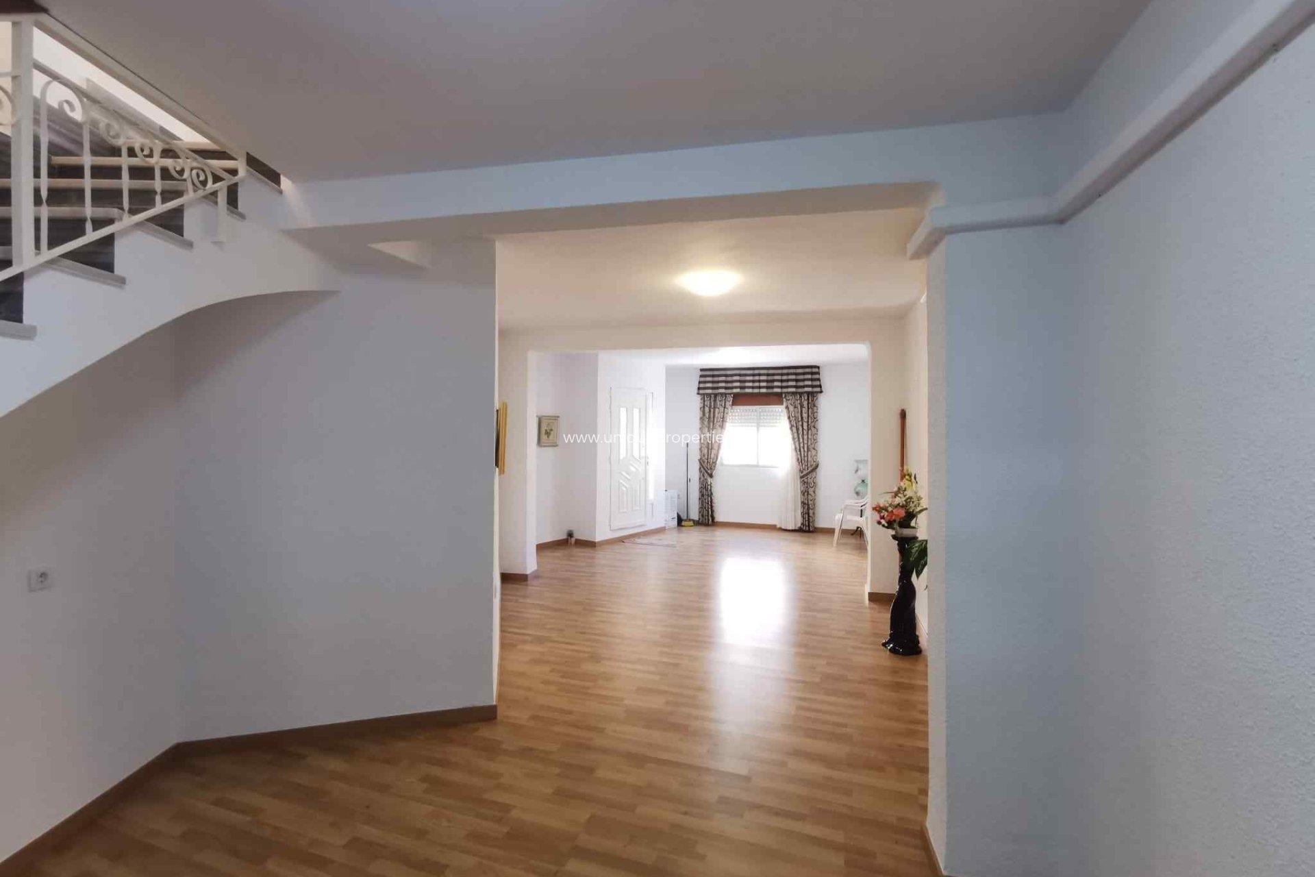 Resale - Village House -
Lijar