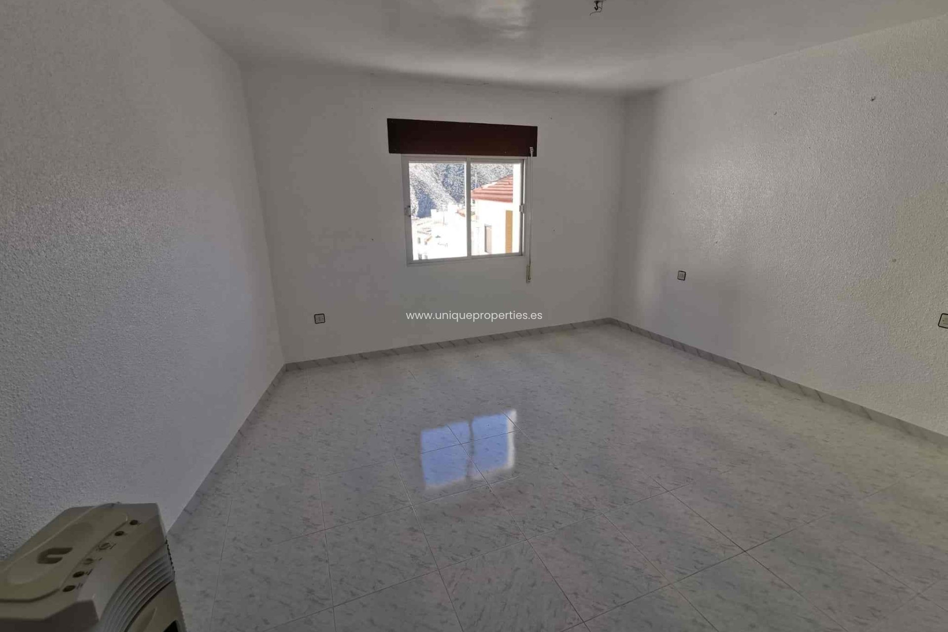 Resale - Village House -
Lijar