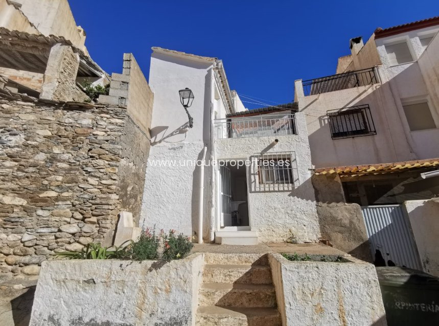 Resale - Village House -
Lijar