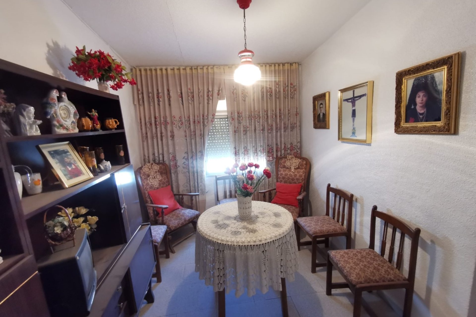 Resale - Village House -
Macael