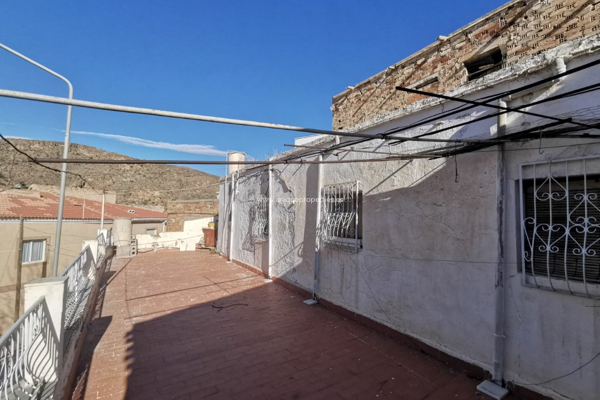 Resale - Village House -
Macael