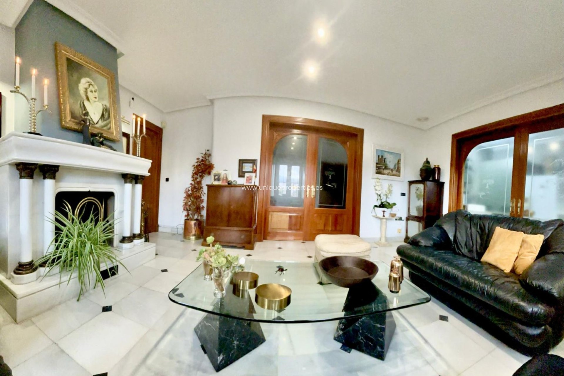 Resale - Village House -
Olula del Rio