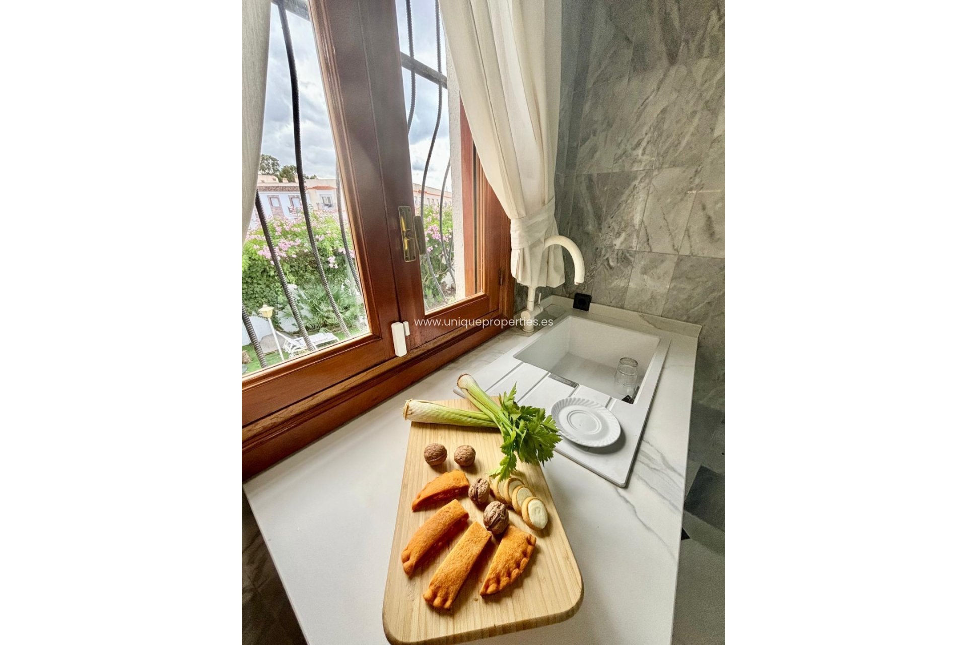 Resale - Village House -
Olula del Rio