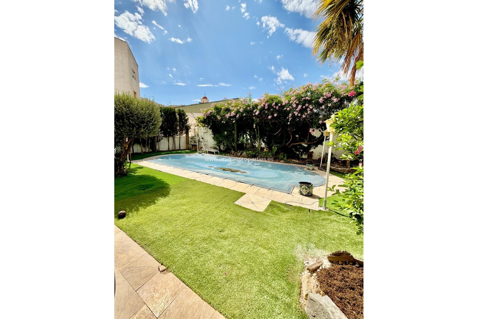 Resale - Village House -
Olula del Rio