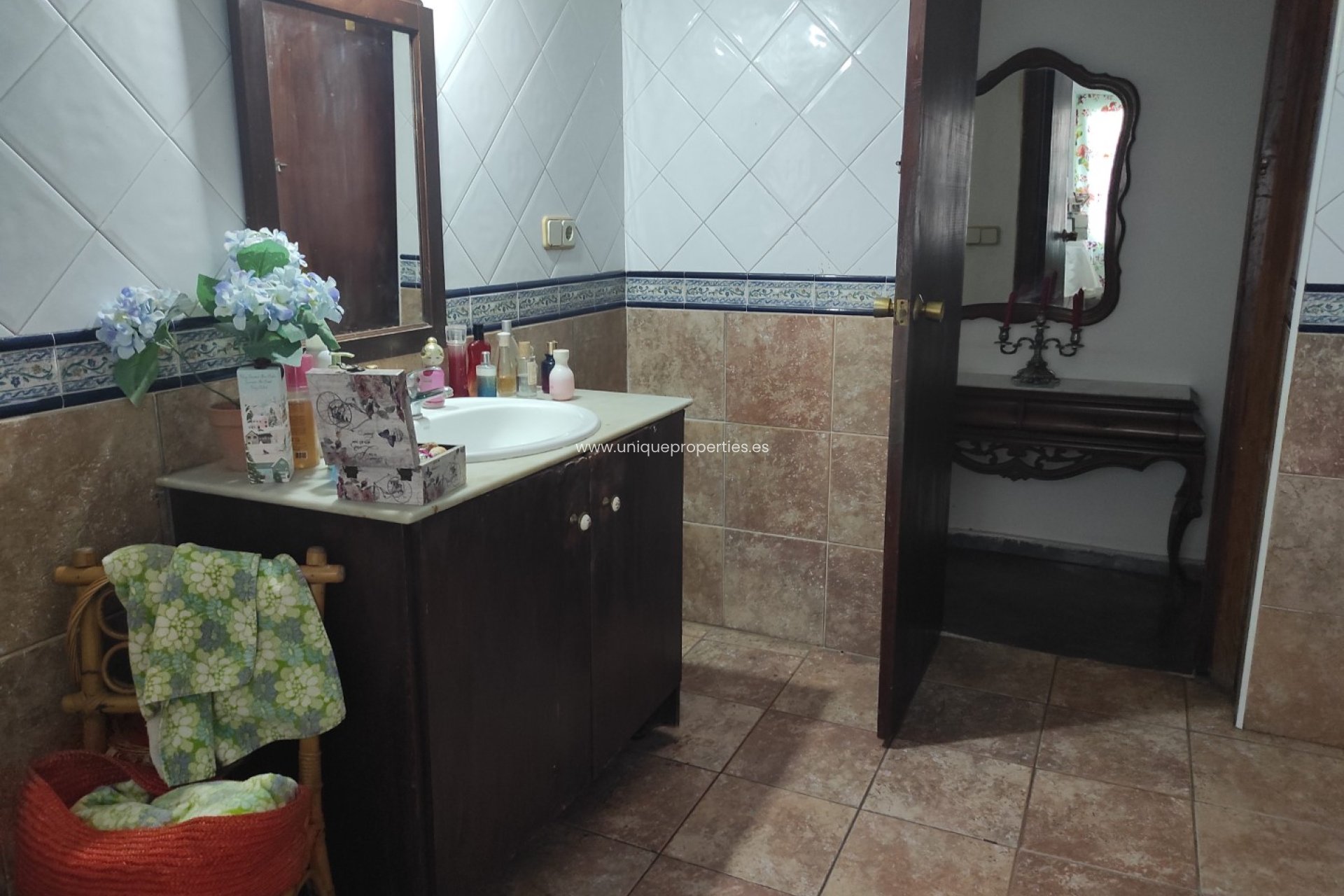 Resale - Village House -
Olula del Rio
