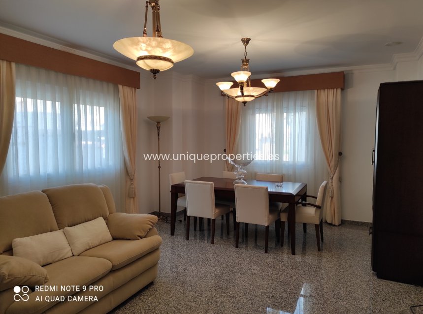 Resale - Village House -
Olula del Rio